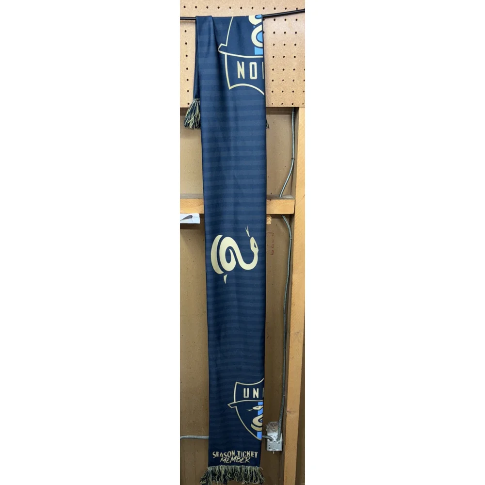 PHILADELPHIA UNION MLS SOCCER SEASON TICKET MEMBER KNIT SCARF